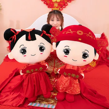 Кукли за младоженци, Прижимающие легло, Няколко Сватбени подаръци, Кукли в китайски стил, Держащиеся за ръце