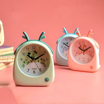 Cartoony будилник с животни, сладки личностни рога, тенис на детски нощни alarm clock, карамел цвят, декоративни настолни часовници